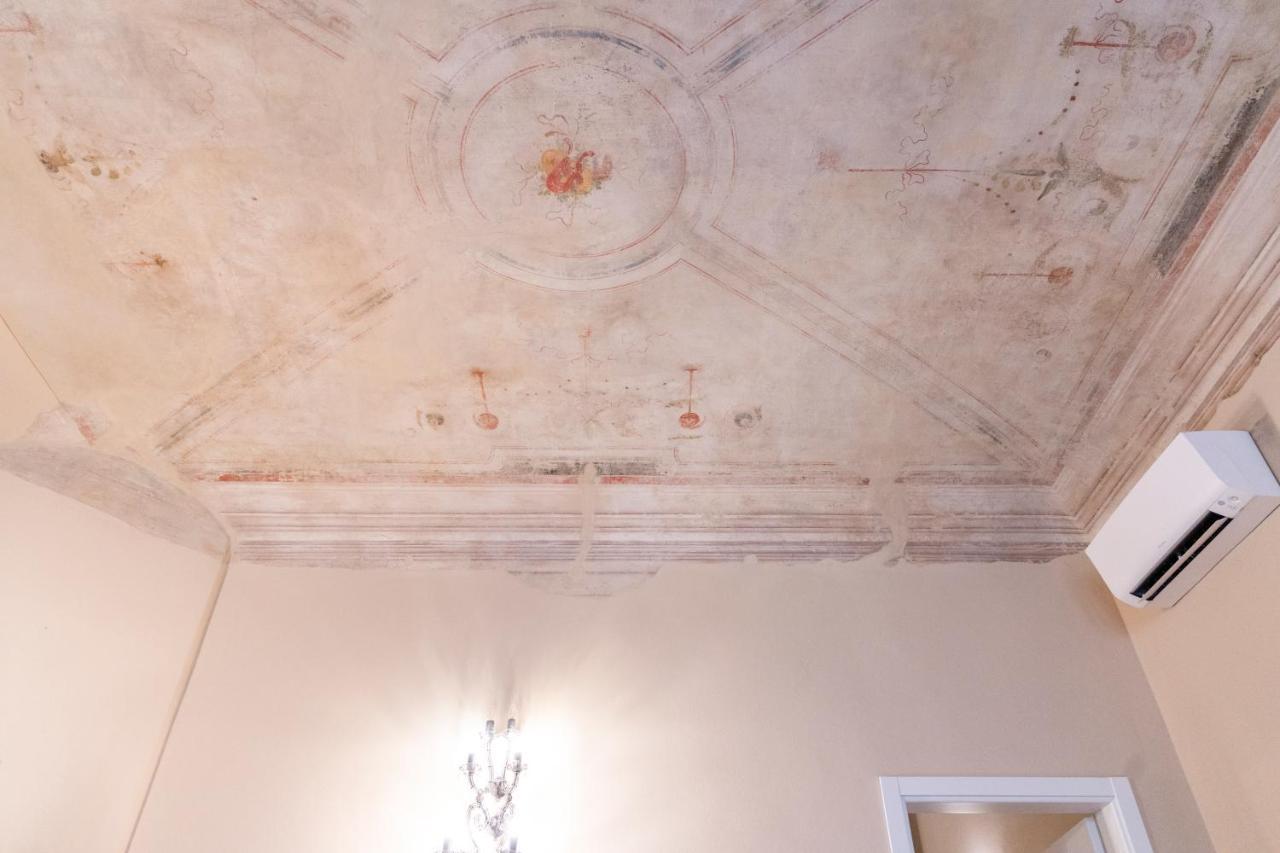 Broccaindosso 33 - Appartamento Nel Centro Storico Bologna Exteriör bild